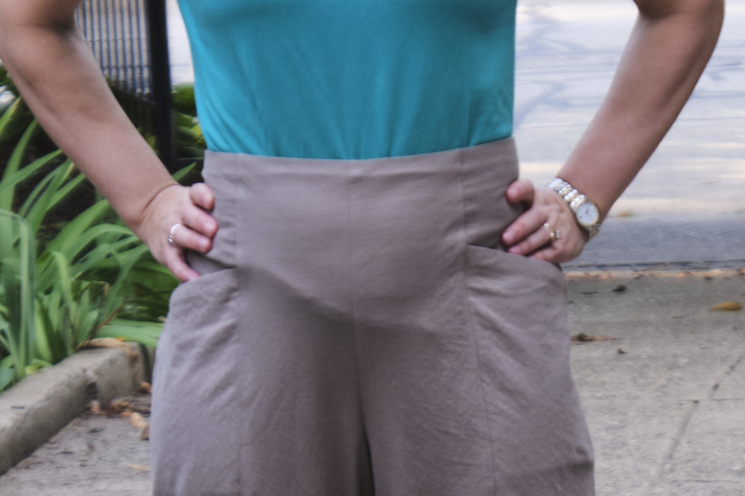 Woven Cotton Linen Shorts – Girl Intuitive